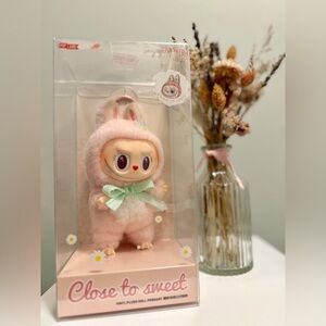 Authentic Mokoko Close to Sweet